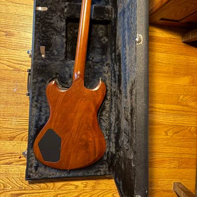 Knaggs Honga T2 2017 - satin image 12