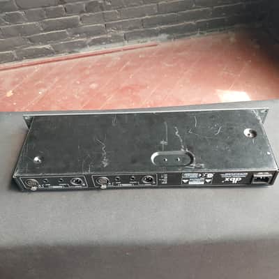 dbx 215 Dual Channel 15-Band EQ image 14