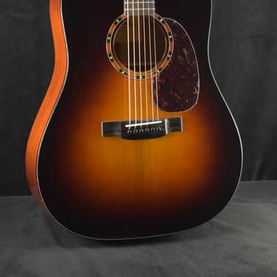 Eastman E2D-DLX-SB Solid Cedar/Sapele Dreadnought Sunburst Truetone Gloss image 1