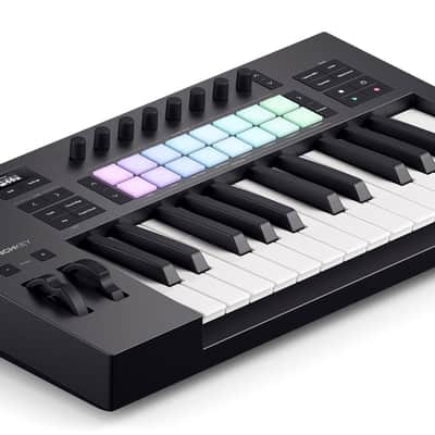 Novation LAUNCHKEY 25 MK4 MIDI USB Keyboard Controller image 2