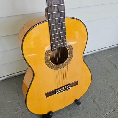 Yamaha CG171SF - Cypress and Ebony Flamenco Guitar With Hardshell Case image 2