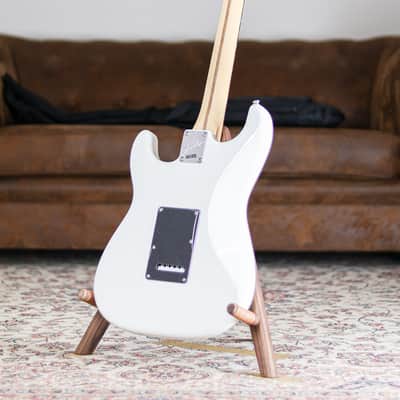 Fender American Player Performer Stratocaster | Arctic White image 2