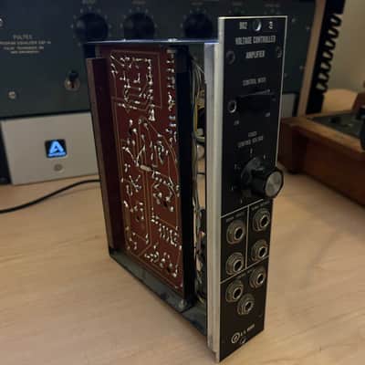 Moog Model 902 VCA 1960s - RA Moog image 3