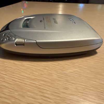 Sony Discman Car Ready ESP2 Digital Mega Bass Portable CD Player D-E206CK Works image 4