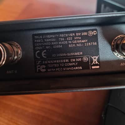 Sennheiser 🎤 Sennheiser ew 300 G2 Set | EM 300 G2 + SK 300 G2 | True Diversity | 786–822 MHz | Rack Mount image 10