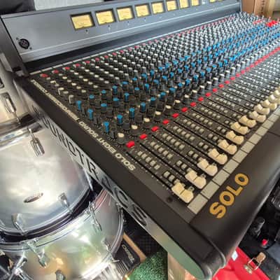 Soundtracs Solo 8 analog console mixer meter bridge 90s image 14