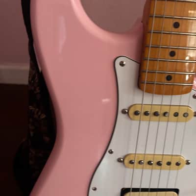 Squier Classic Vibe '50s Stratocaster HT 2025 With HSS V-MOD II Loaded Pickguard Pickups Present - Shell Pink image 13