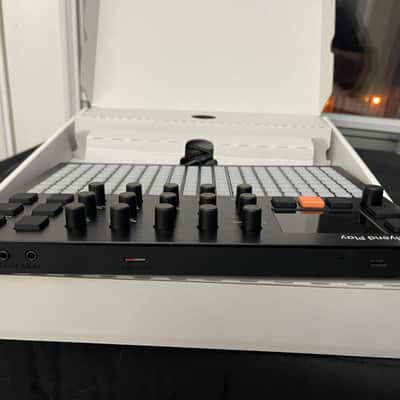Polyend Play Sample-Based MIDI Groovebox 2022-2023 - Black (Not Play+) image 4