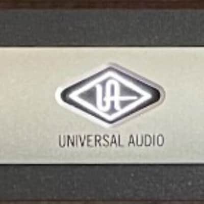 1U rack faceplate for UNIVERSAL AUDIO UAD-2 Satellite Firewire Black image 4