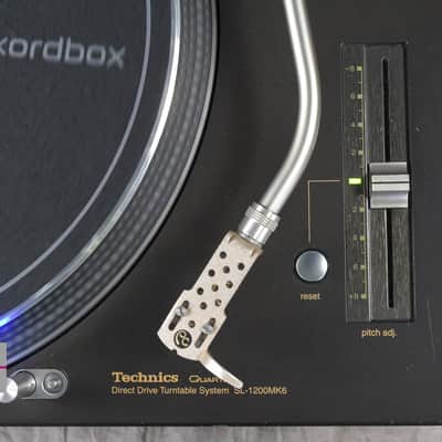 Technics SL-1200MK6 Black Direct Drive DJ Turntable in Good Condition. image 20