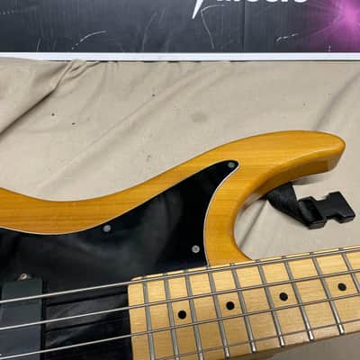 Guild USA SB-602 SB602 Pilot Bass 4-String with Case 1987 Natural image 4