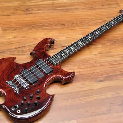 Alembic Series II Omega Shape 2018 image 3