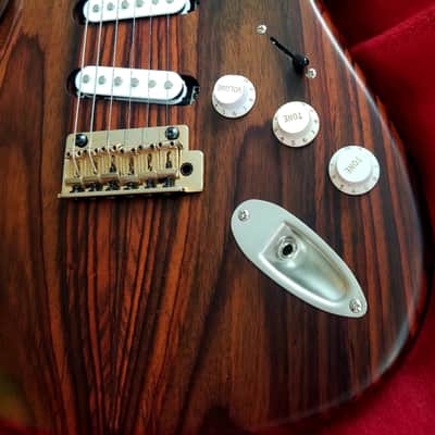 SJ Custom Guitars  Stratocaster semihollow all rosewood, Wilkinson tremolo, gotoh tuners image 4