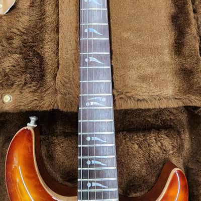 Carvin CT6 Beautiful Quilt Honey Burst image 6