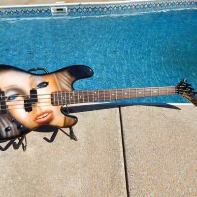 Kramer 710 Bass 1989 Kline Graphic Must See Motley Crue Pin Up Girl Spector Pickups Marylin Monroe image 1