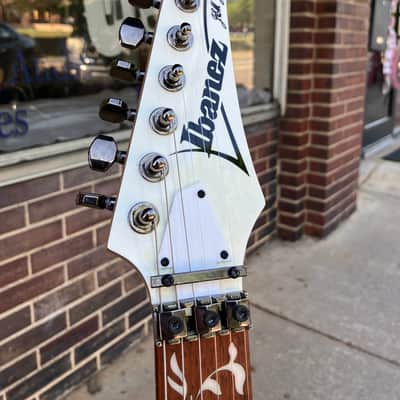 Ibanez JEMJR-WH Steve Vai Signature- White image 9