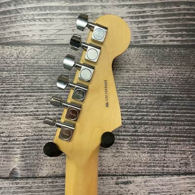 Left-Handed Fender American Standard Stratocaster with Maple Fretboard 2008 - 2016 - Olympic White image 6
