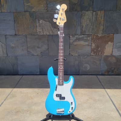 Fender Made in Japan Limited International Color Precision Bass®, Rosewood Fingerboard, Maui Blue image 4