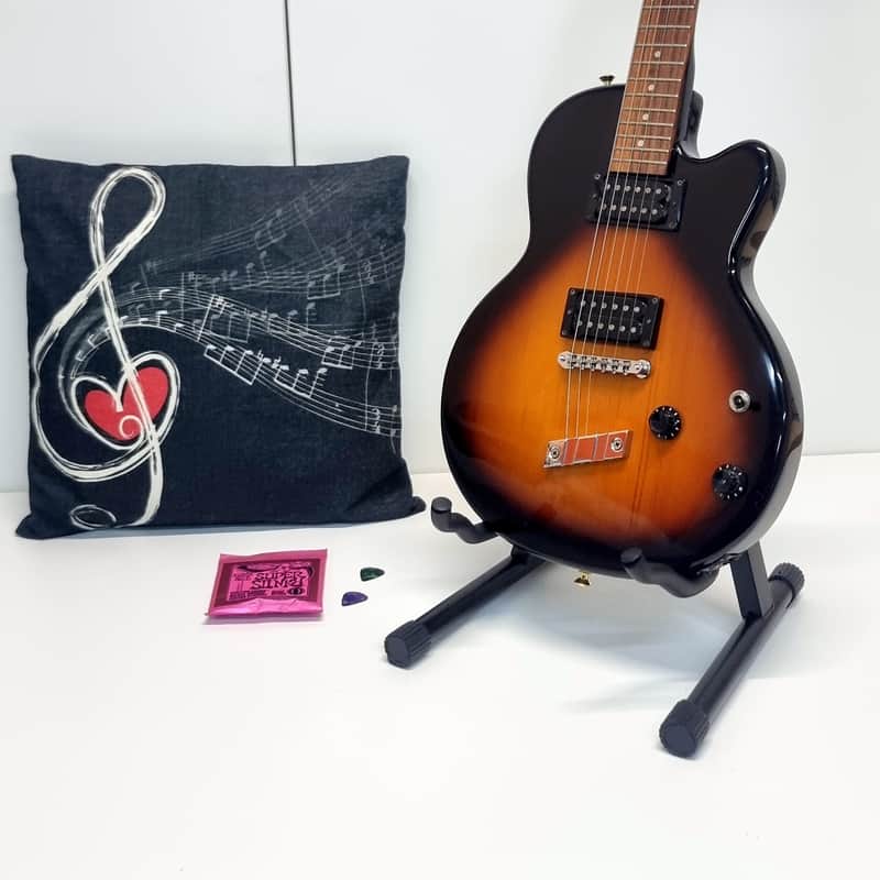 1998 DeArmond M-65 Tobacco Sundburst