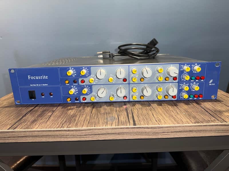 【最終価格】Focusrite ISA Two (おまけ付) Focusrite ISA Two Classic Dual Mono Transformer-Based Microphone