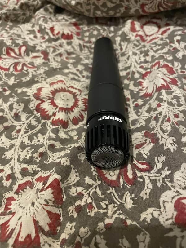 (2 of 4) Shure SM57 Cardioid Dynamic Microphone 1984 - Present - Black image 1
