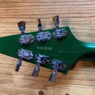 Bacchus Flying V Green image 8