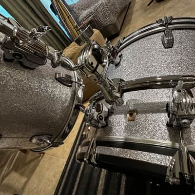 Ludwig Classic Maple 2020's - Silver Sparkle image 5