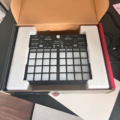 Pioneer DDJ-XP2 DJ Controller 2019 - Present - Black image 2