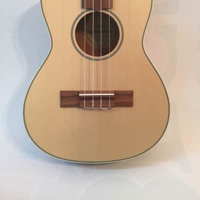 Crossroads Solid Spruce Top Tenor Ukulele Model SRUK-004T-NEW w/Setup and Bag image 2