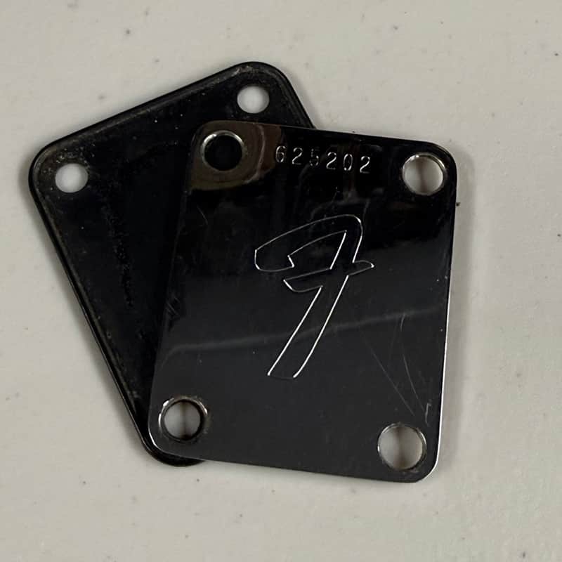 Fender Neck Plate with Cushion 1975 (M-578) image 1