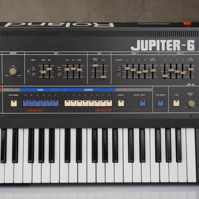 Roland Jupiter-6 Polyphonic Keyboard Synthesizer #59319 image 4