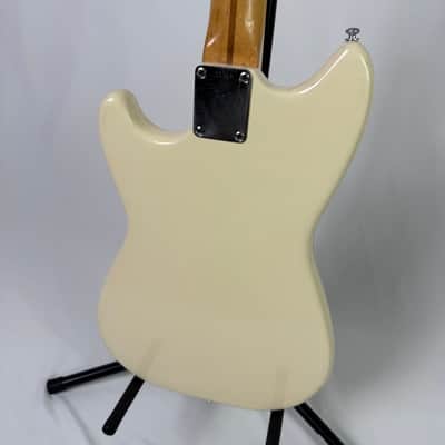 Fender Musicmaster with Maple Fretboard 1956 - 1959 - Desert Sand image 2