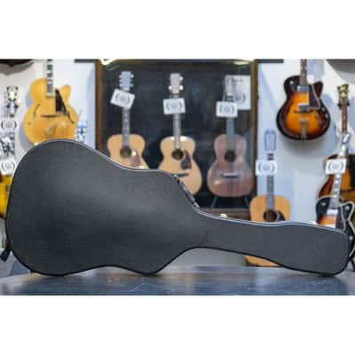 1982 Martin D-18 natural image 12
