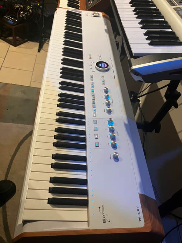 Arturia AstroLab 88-Key Stage Keyboard 2025 - Present - White image 1
