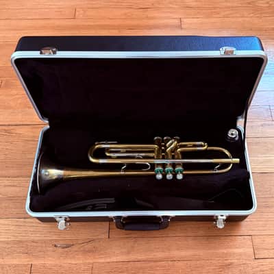 Holton Super Collegiate Bb Trumpet (1954) SN 268315 image 24