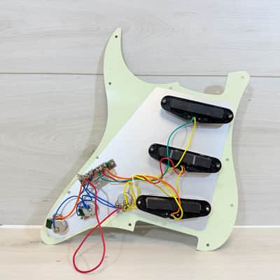 Squier Stratocaster Loaded Pickguard Assembly Mint Green SSS Upgrade image 2