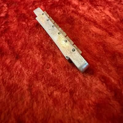 Gibson ABR-1 NO WIRE forge stamp guitar bridge 1959 - Nickel original vintage USA image 5