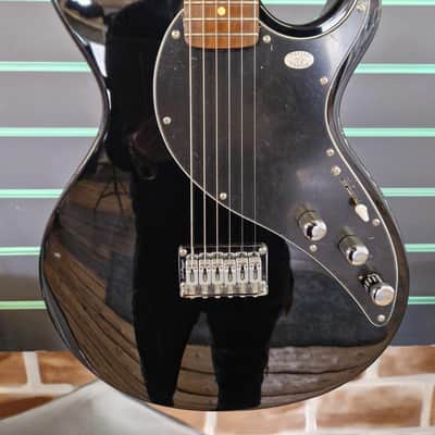 Line 6 Variax 300 Gloss Black 2005 Modelling Electric Guitar image 4