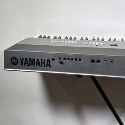 Yamaha MM8 88-Key Music Synthesizer Graded Hammer Action Keyboard image 11