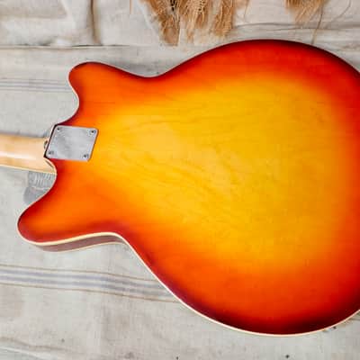 Fender Coronado Bass 1966 - Sunburst image 10