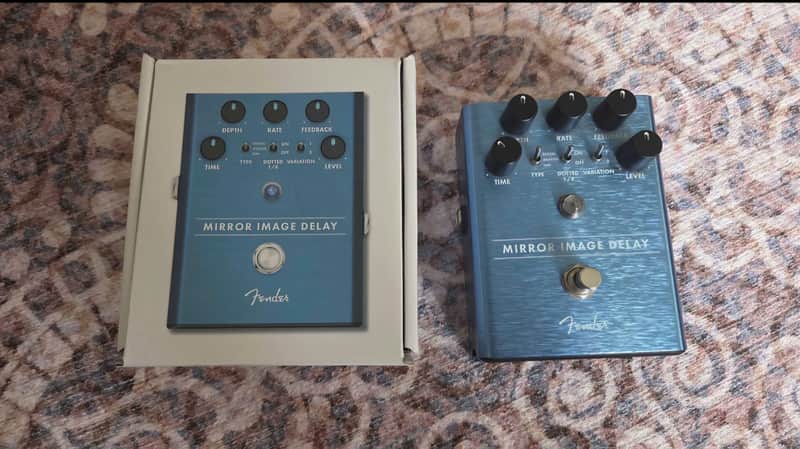 Fender Mirror Image Delay