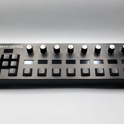 Melbourne Instruments ROTO-CONTROL DAW and MIDI Controller + Stand image 7