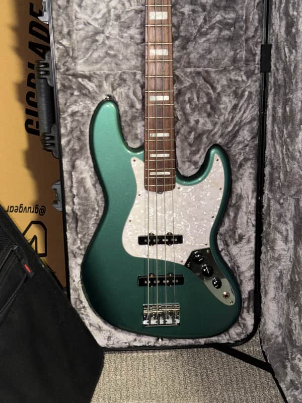 Fender Adam Clayton Artist Series Signature Jazz Bass 2015 - Present - Sherwood Green Metallic image 1