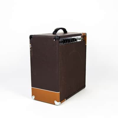 Judybox Sannan Tone Select 15 Watt 6V6 Owned by Modest Mouse image 3