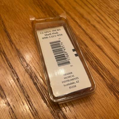 Fender Vintage California Clear Shell Pink Heavy Picks - 098-1351-956 - Late 90βs / Early 2000βs - Discontinued California Series image 3