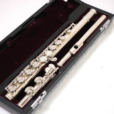 YAMAHA YFL-614 Silver-Body Flute [41538] (06/15) image 1