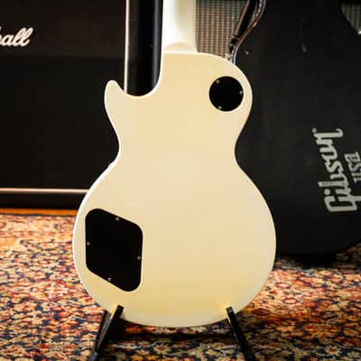 Gibson Les Paul Signature T with Min-ETune Robot Tuners 2013 - Alpine White Burst image 8