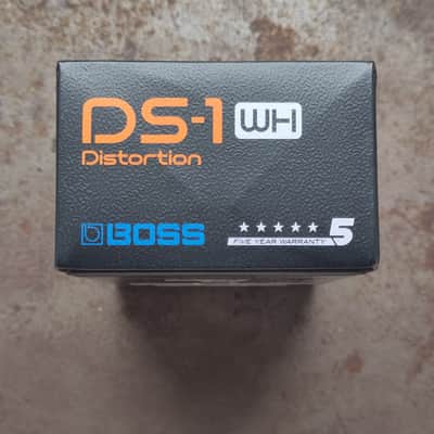 Boss DS-1-WH Distortion 2024 - Metallic White image 12