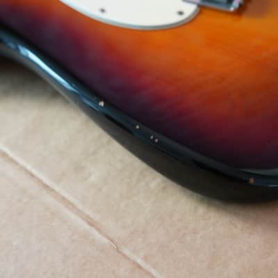 Fender USA Standard Stratocaster Hardtail (2001) + Hard Case image 18
