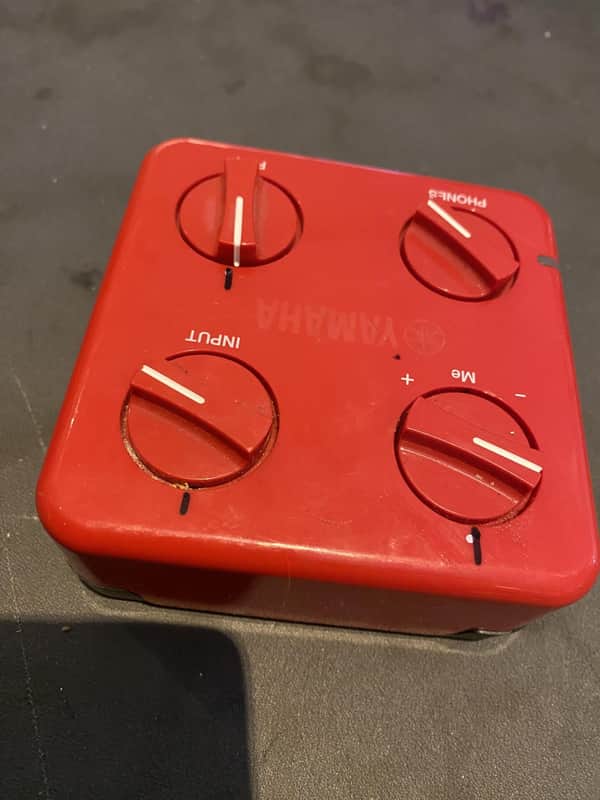 Yamaha Headphone Amp in Red image 1